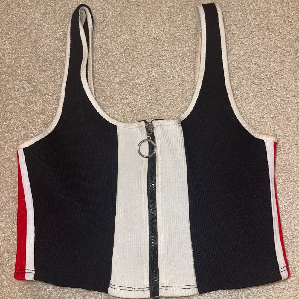 crop top